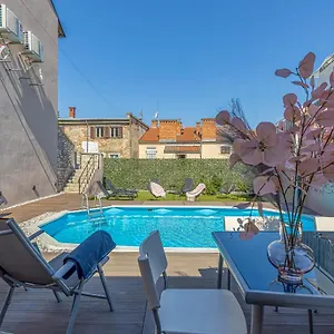  Appartement Deluxe Gladiators House